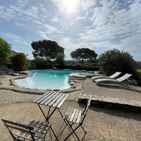 Hébergement de vacances Ravissante Maisonnette